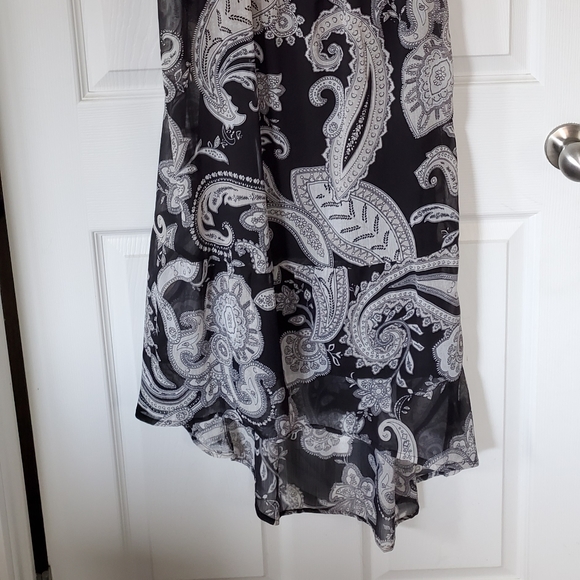 Long, strapless dress - Picture 3 of 4